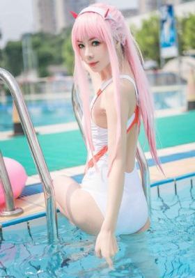 电影《丝袜女仆》_蓝光全集在线观看
