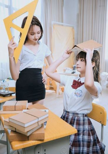久久免费在线观看视频_720电影在线看