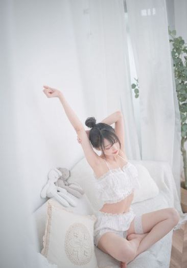 美女被爆羞羞喷水免费_720免费观看韩国