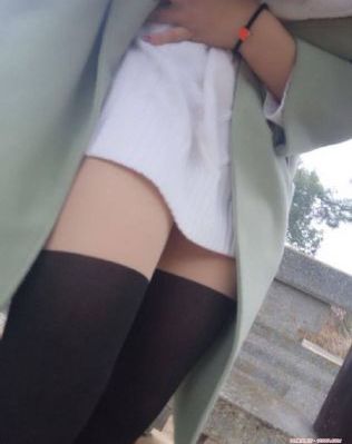 女大学生的按摩房_电影网在线观看