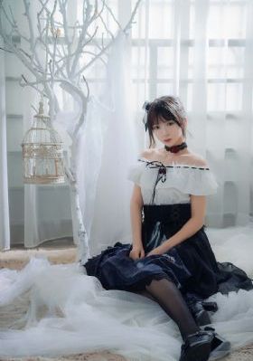 校花撅着屁股求调教在线播放_1080高清免费观看